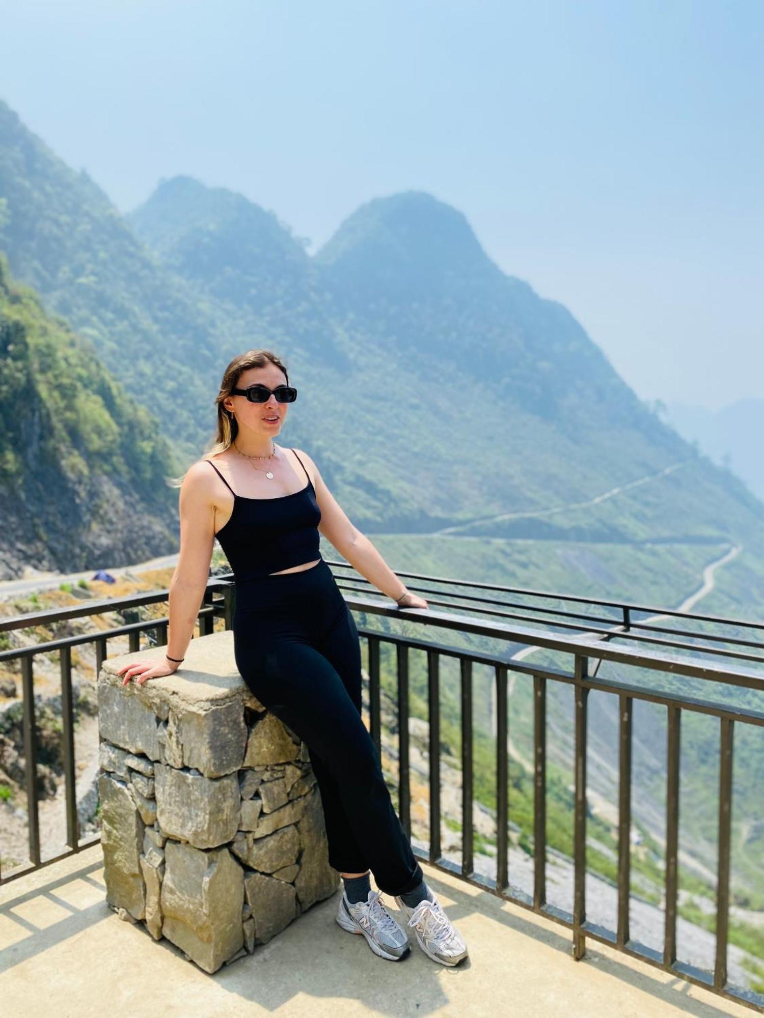 Strawberry House , Tour & Motorbikes Rentel Bed & Breakfast Hà Giang Ngoại thất bức ảnh
