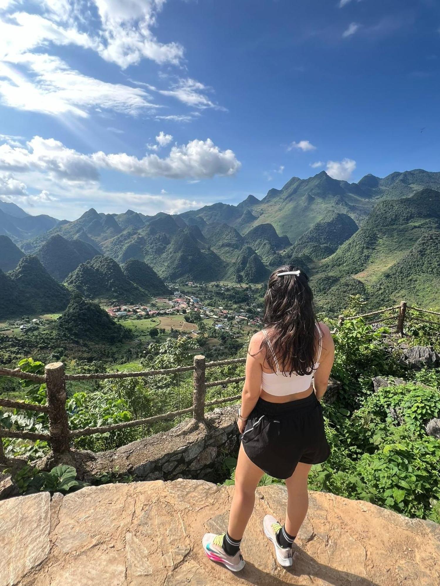 Strawberry House , Tour & Motorbikes Rentel Bed & Breakfast Hà Giang Ngoại thất bức ảnh