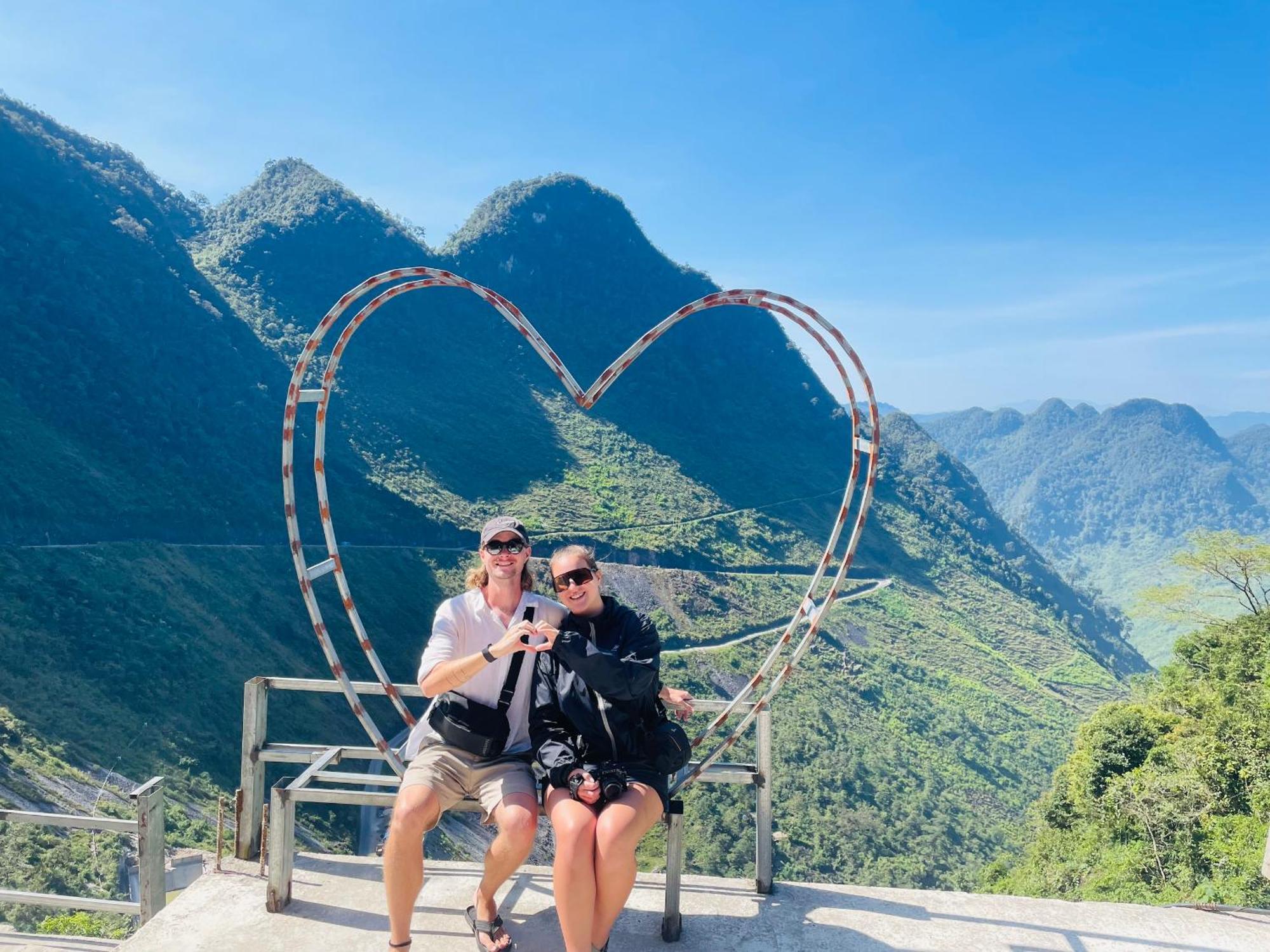 Strawberry House , Tour & Motorbikes Rentel Bed & Breakfast Hà Giang Ngoại thất bức ảnh