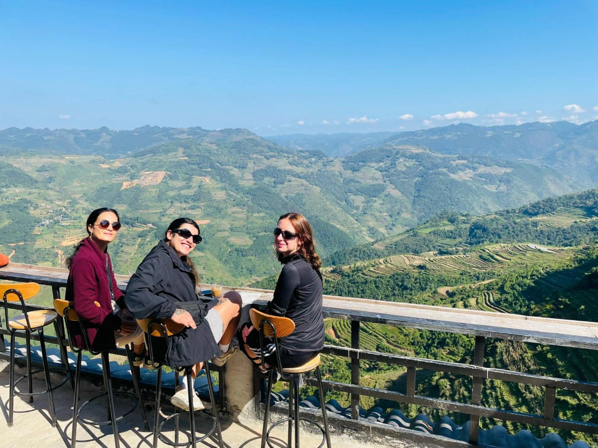 Strawberry House , Tour & Motorbikes Rentel Bed & Breakfast Hà Giang Ngoại thất bức ảnh